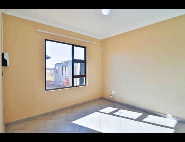 3 BEDROOM HOUSE FOR SALE IN CRYSTAL PARK